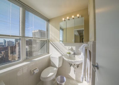 Master bedroom en-suite bathroom with center city views in Philadelphia, PA apartment